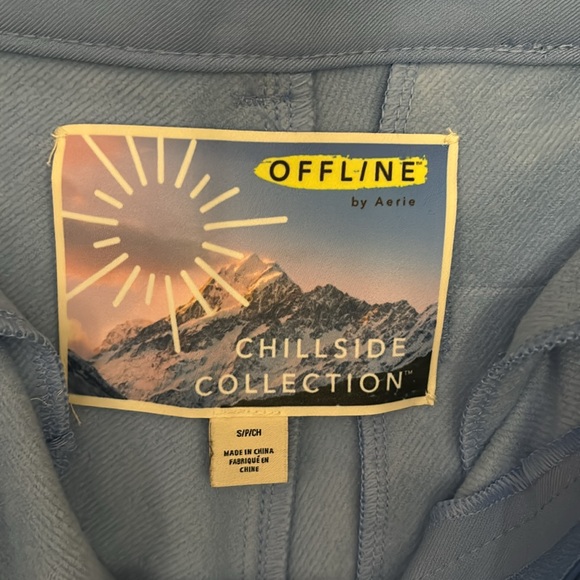 OFFLINE By Aerie Women’s Ski Pants - Picture 4 of 5